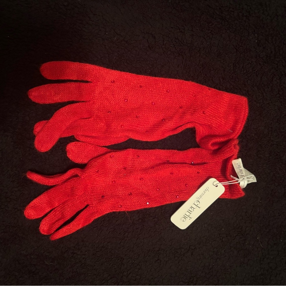 Charming Charlie Red Sparkling Gloves